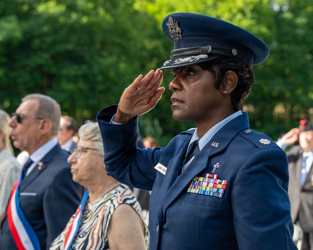 Honoring the fallen at Lafayette Escadrille Cemetery
