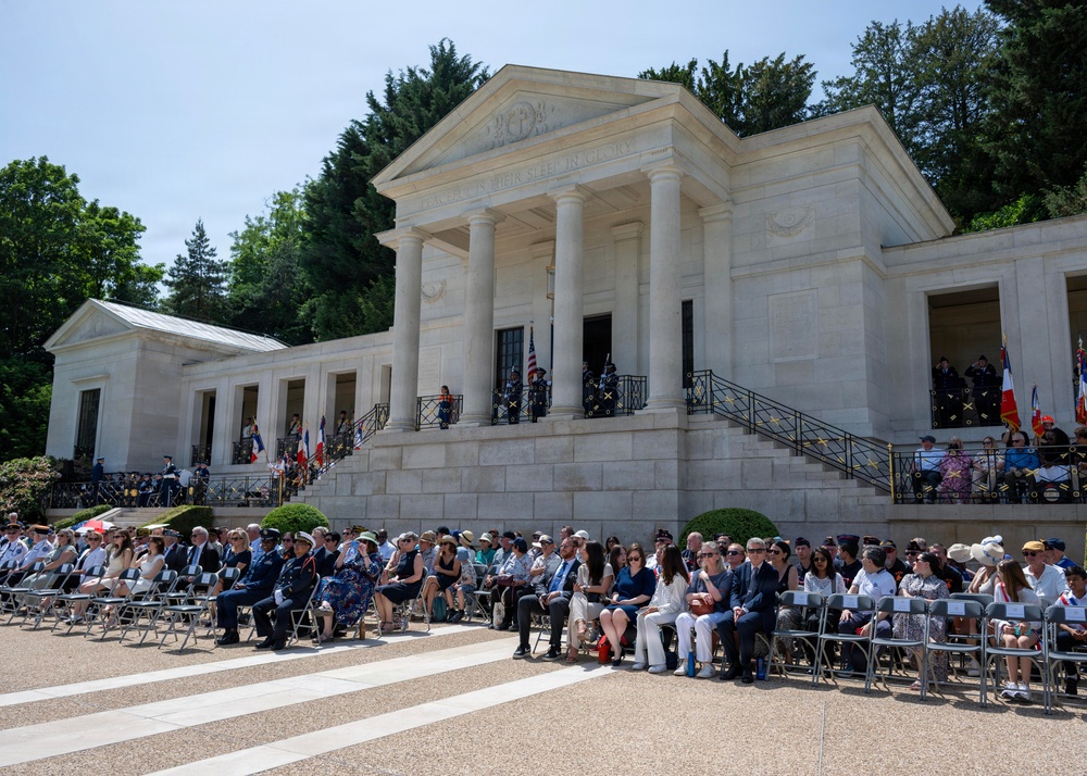 Remembering sacrifice at Suresnes American Cemetery