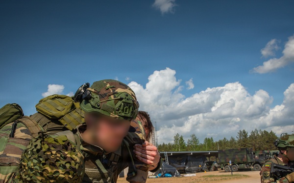 U.S. Soldiers Train Lithuanian Riflemen's Union on Close Quarters Battle
