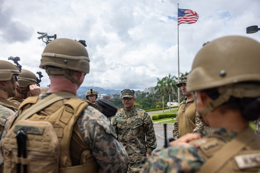 22nd MEU (SOC) | USSOUTHCOM Commander Visits Venezuela Embassy