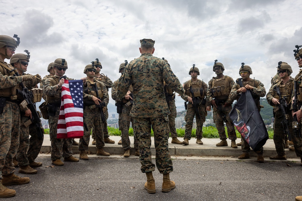 22nd MEU (SOC) | USSOUTHCOM Commander Visits Venezuela Embassy