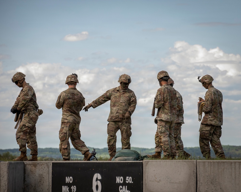 U.S. Army Reserve Soldiers Prepare for a Live Fire Range Exercise during the Best Squad Competition