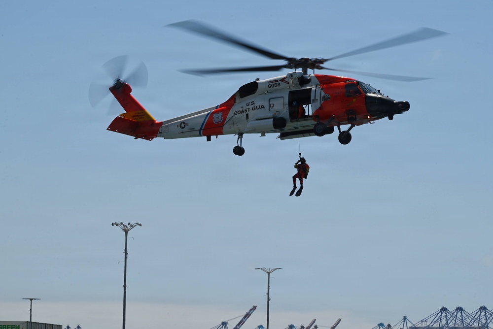 U.S. Coast Guard Air Station Ventura conducts Search and Rescue demonstration at Los Angeles Fleet Week 2026