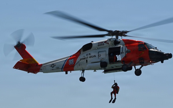U.S. Coast Guard Air Station Ventura conducts Search and Rescue demonstration at Los Angeles Fleet Week 2026