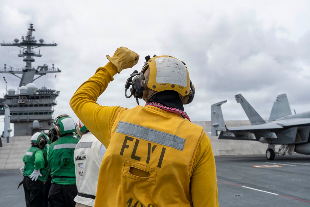 USS George Washington Conducts Flight Operations