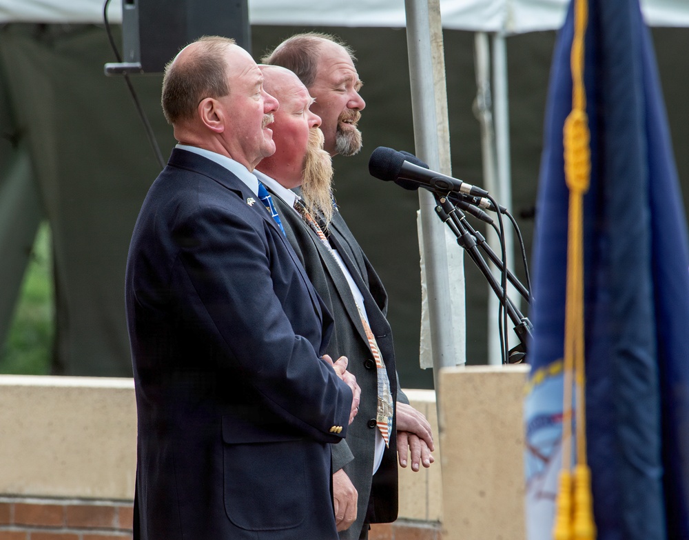 Oregon Soldiers and Airmen Honor Memorial Day in Regional Ceremonies