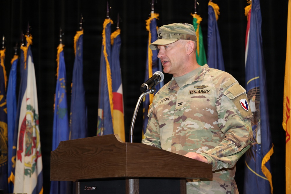 AFSBn-Korea welcomes Kromm, bids farewell to Thompson, in change of command ceremony