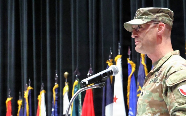 AFSBn-Korea welcomes Kromm, bids farewell to Thompson, in change of command ceremony