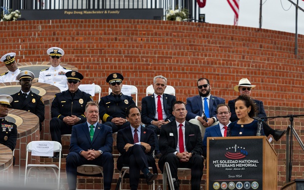 Mt. Soledad Memorial Day Ceremony