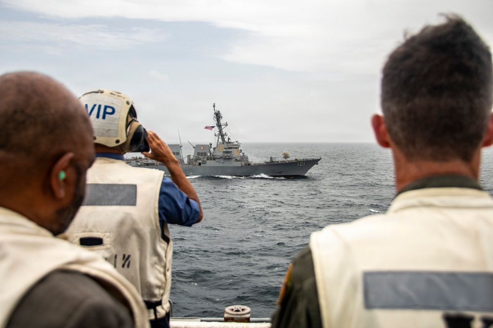 Trinidad and Tobago Government and Military Leaders Visit Nimitz