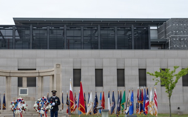 Memorial Day Ceremony and 21-Gun Salute held on Camp Humphreys