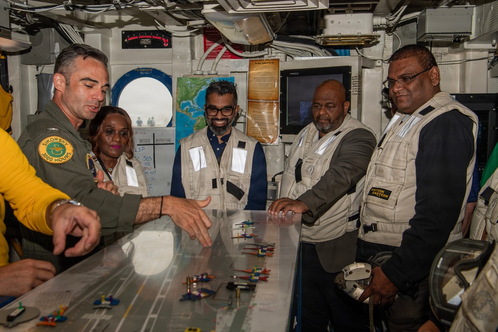 Trinidad and Tobago Government and Military Leaders Visit Nimitz