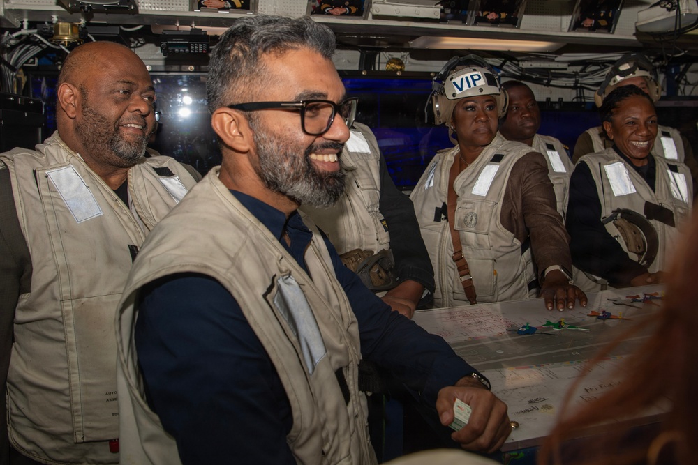 Trinidad and Tobago Government and Military Leaders Visit Nimitz