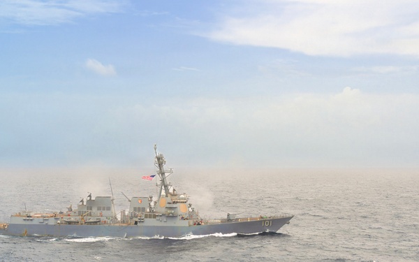 Trinidad and Tobago Government and Military Leaders Visit Nimitz