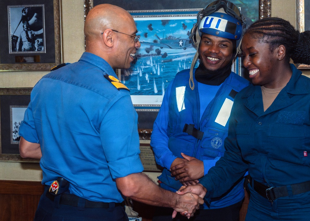 Trinidad and Tobago Government and Military Leaders Visit Nimitz