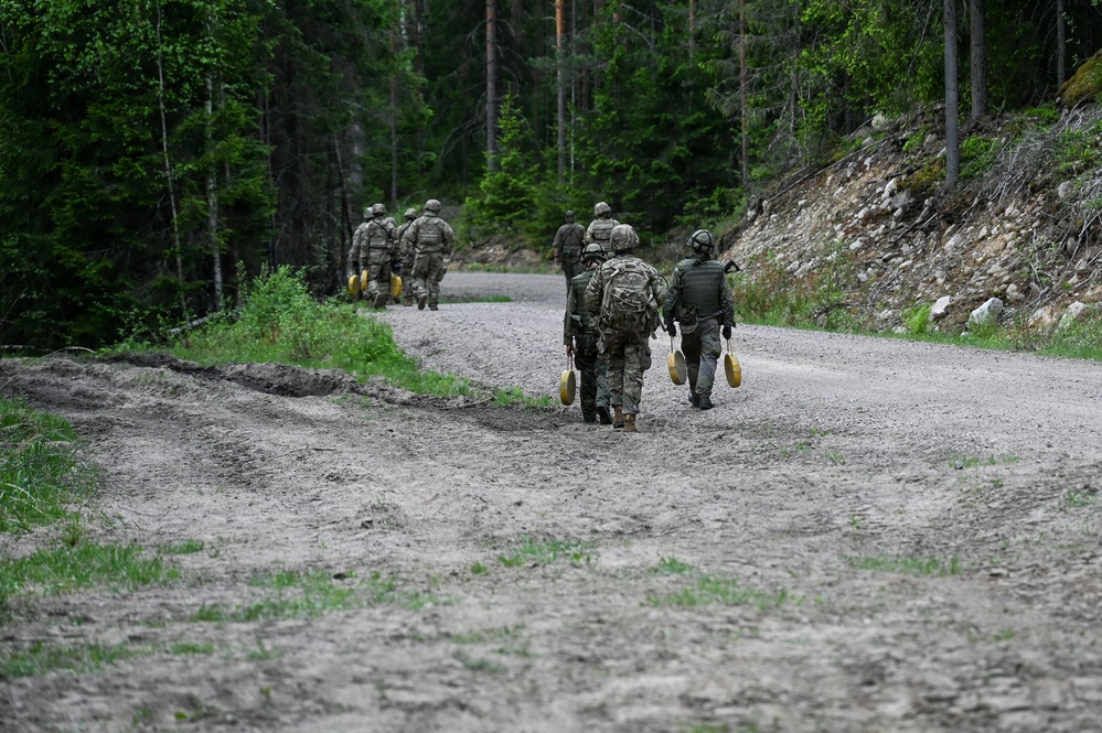 Virginia Guard engineers conduct counter-mobility training in Finland