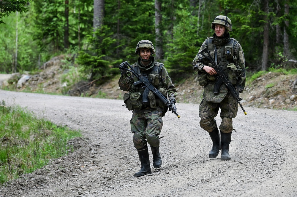 Virginia Guard engineers conduct counter-mobility training in Finland
