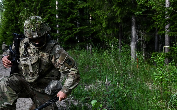 Virginia Guard engineers conduct counter-mobility training in Finland