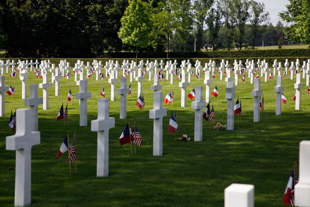 Allies honor fallen Americans at Brittany Memorial Day ceremony