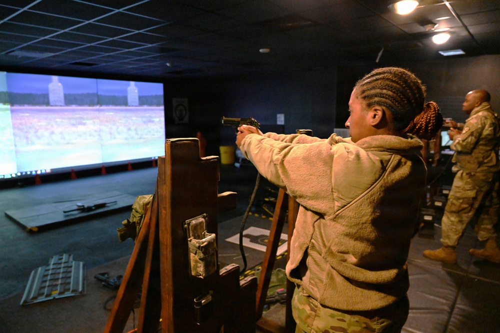 VIARNG 786th MP Company Soldier Aims at JB MDL Simulator