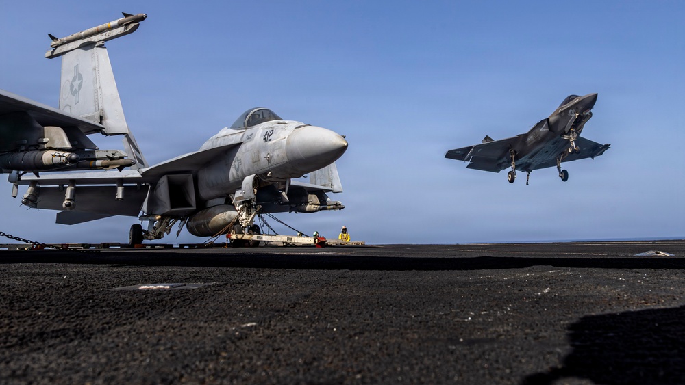 Abraham Lincoln Conducts Flight Operations