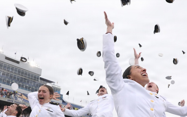 CNO Attends USNA Graduation