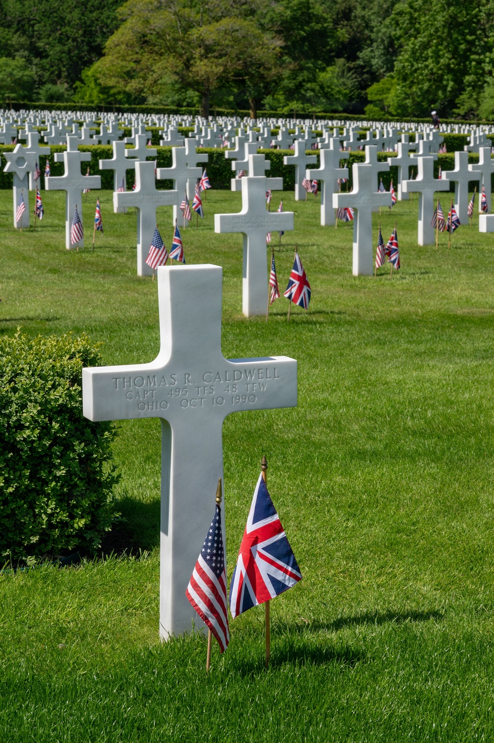 Cambridge American Cemetery hosts annual Memorial Day Ceremony