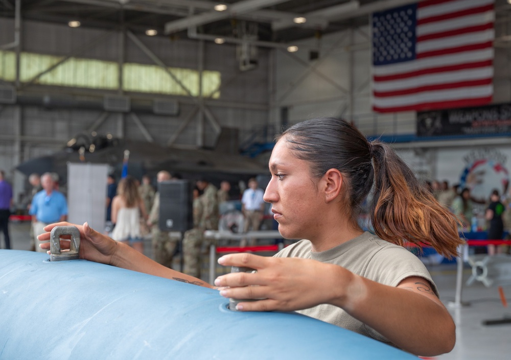 Build bombs best:  Wings hold inaugural maintenance competition