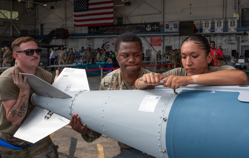 Build bombs best:  Wings hold inaugural maintenance competition