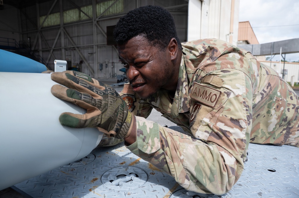 Build bombs best:  Wings hold inaugural maintenance competition