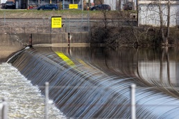 Old locks, new parts: Medium Capacity Fleet performs repairs at C.W. Bill Young Lock and Dam