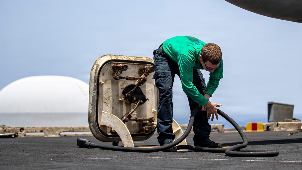 Abraham Lincoln Conducts Flight Deck Maintenance