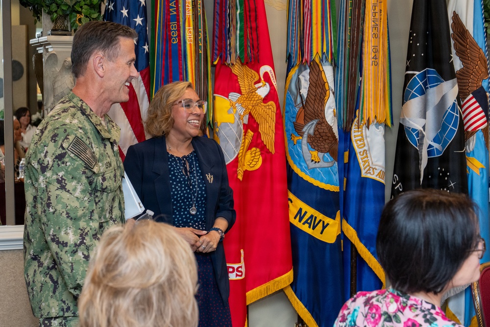 SEAC Attends Senior Spouse Leadership Discussion