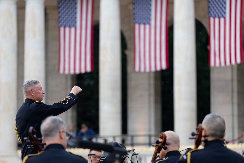 The U.S. Army Orchestra and Joint Armed Forces Chorus Perform at Memorial Day Observance