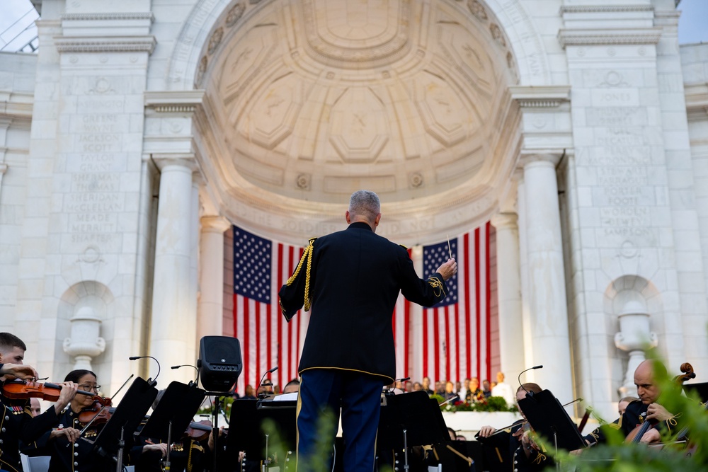 The U.S. Army Orchestra and Joint Armed Forces Chorus Perform at Memorial Day Observance