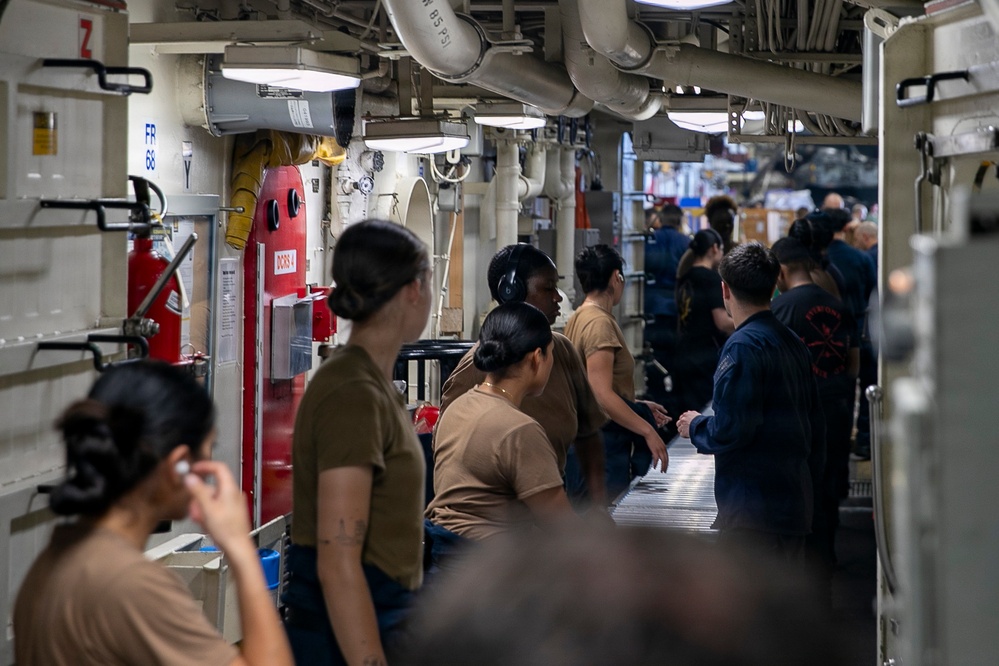 USS Tripoli Vertical Replenishment