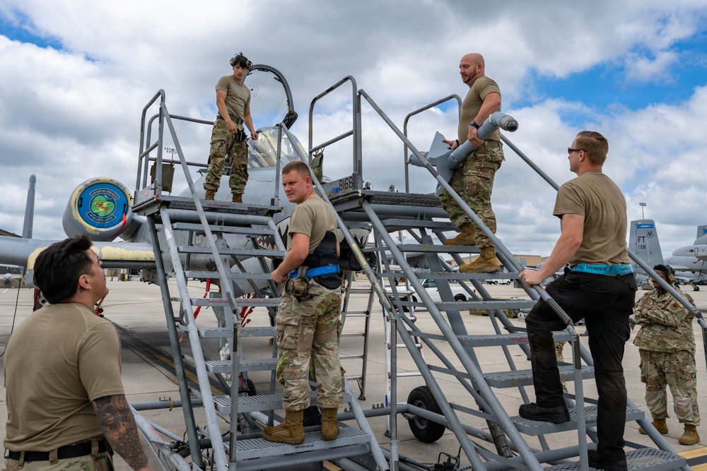 Moody Integrates First Refueling Probe on A-10