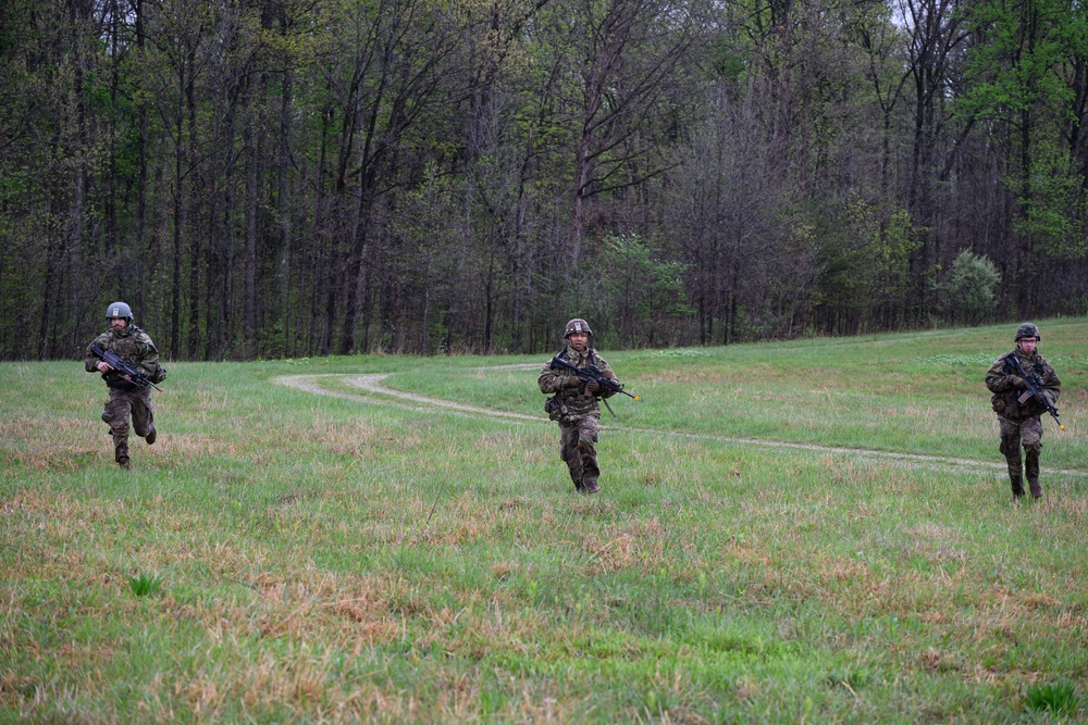 1-151 Infantry Regiment conduct training