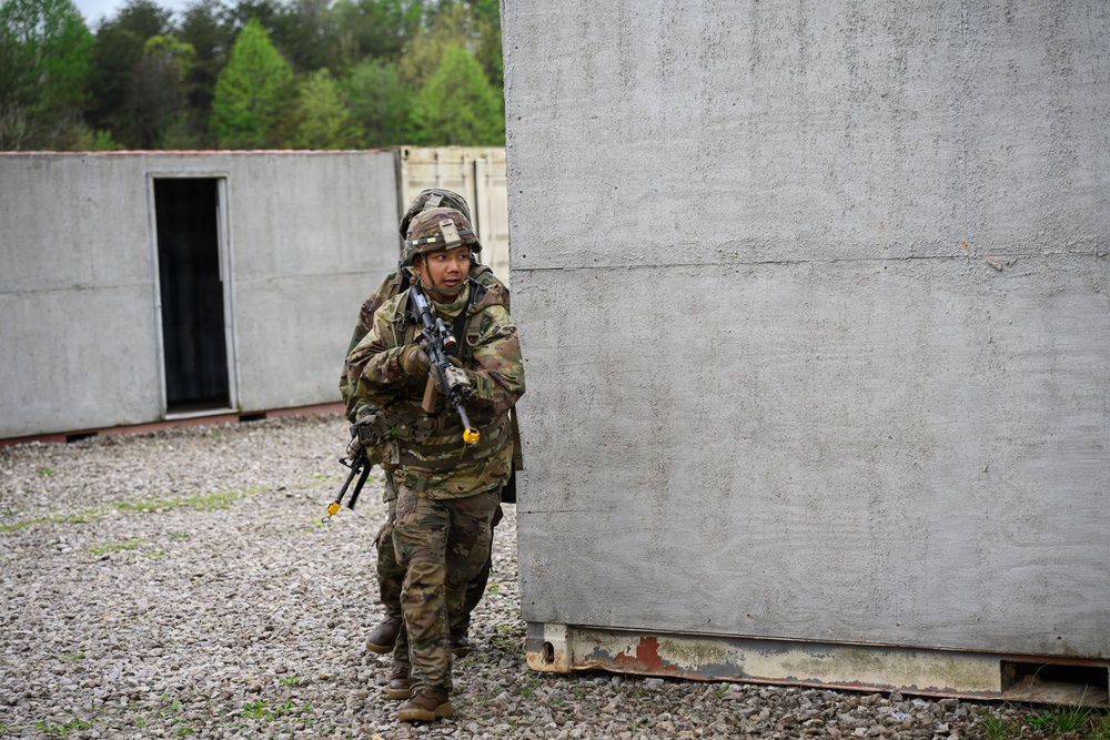 1-151 Infantry Regiment conduct training