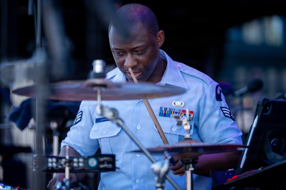 USAF bands perform in Kansas City during Memorial Day weekend