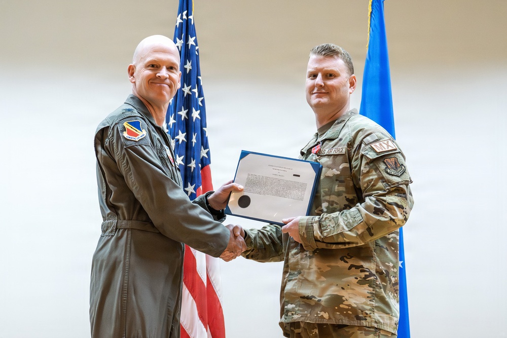 388th Fighter Wing Airmen recognized with Distinguished Flying Crosses, Bronze Stars for historic combat operations