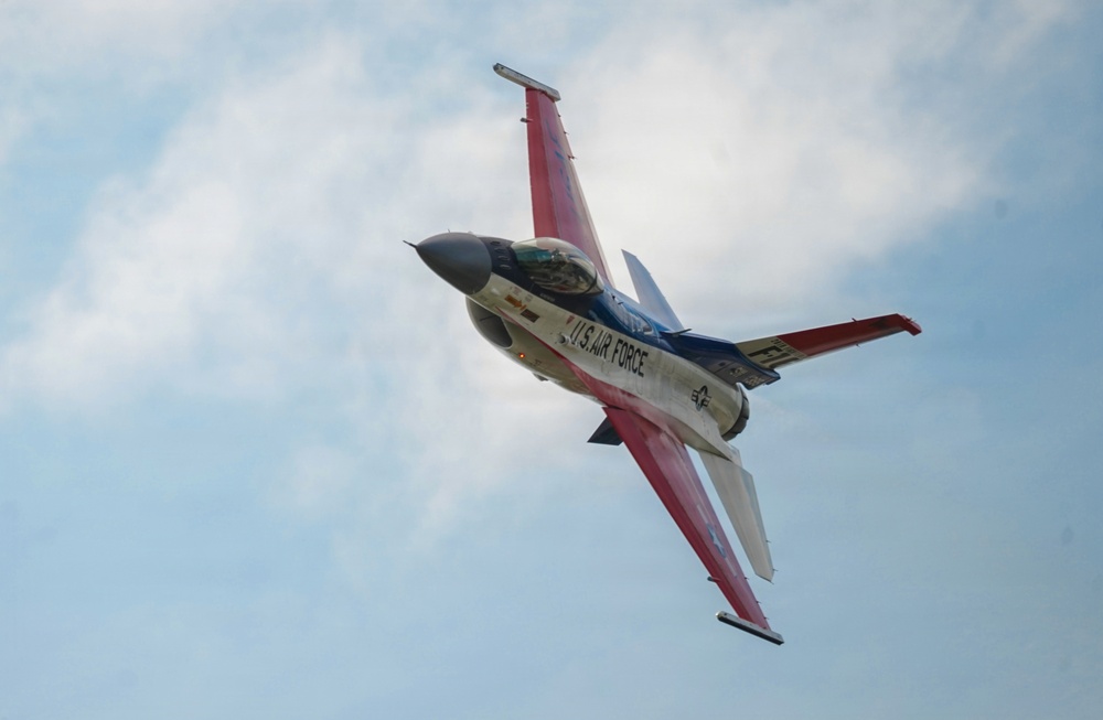 193rd SOW supports air show operations