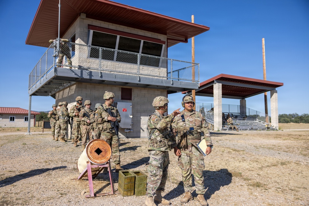 319th ESB conducts IWQ training at Fort Hunter Liggett