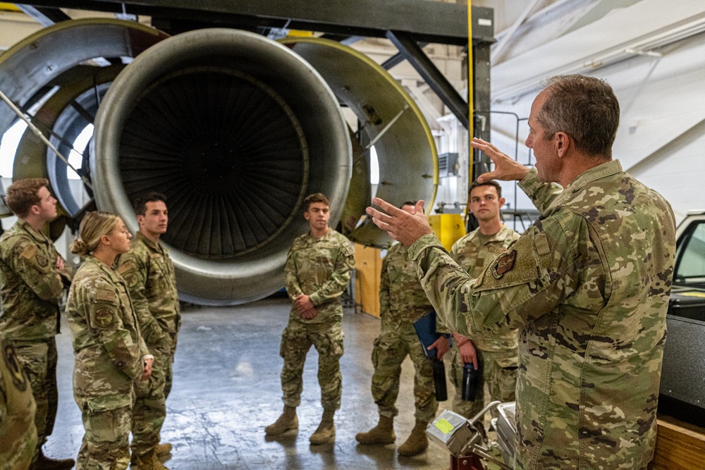 Air Force Academy Cadets Visit Illinois Air National Guard