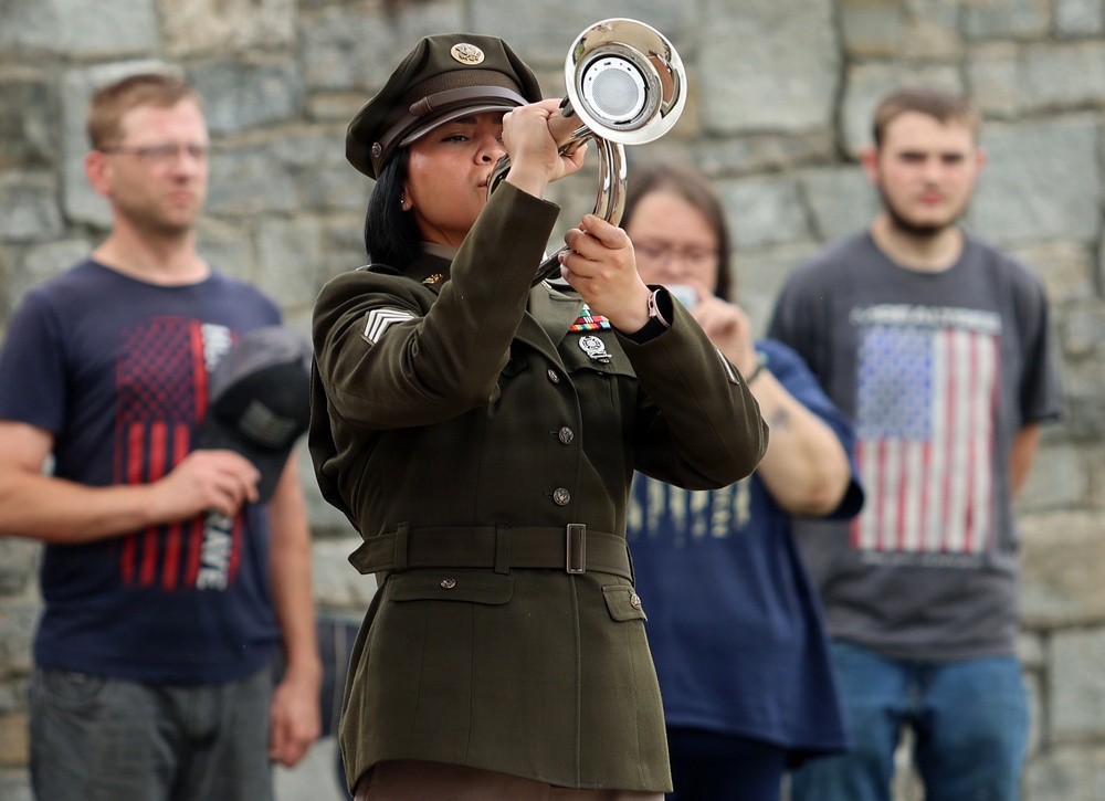 Skies hold back tears until fallen heroes are honored at Kentucky veterans cemetery Memorial Day ceremony