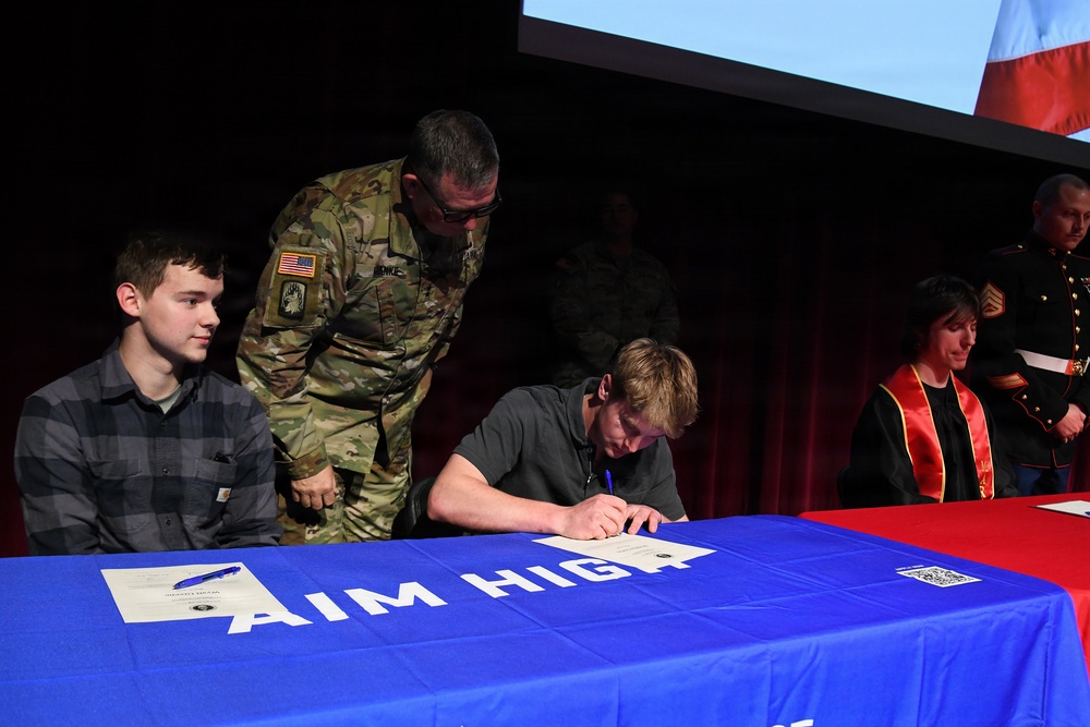Sauk Rapids-Rice High School Celebrates Enlisting Classmates