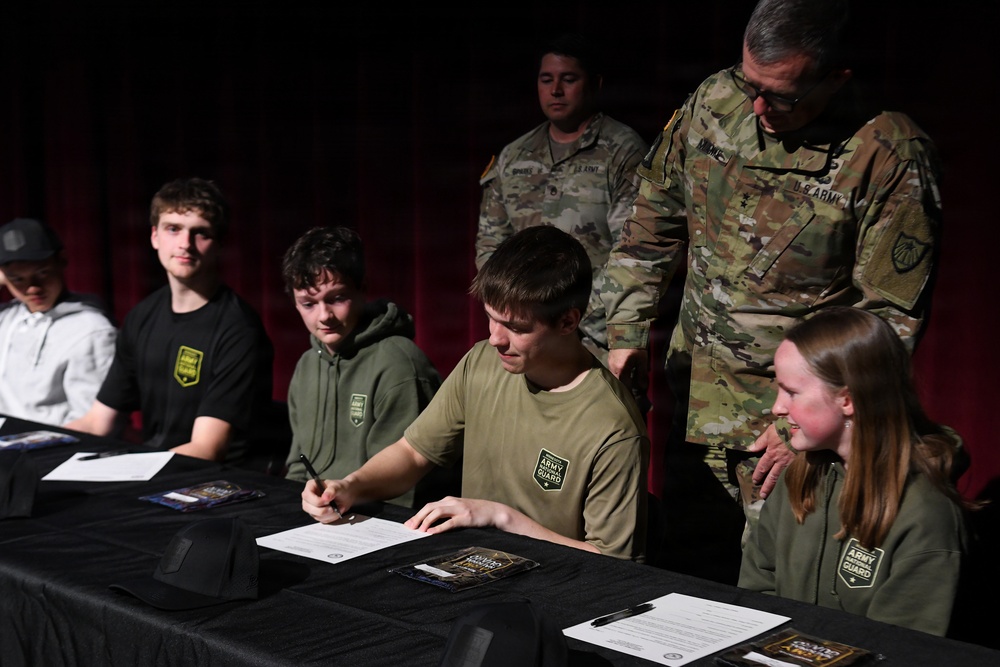 Sauk Rapids-Rice High School Celebrates Enlisting Classmates