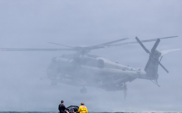 U.S. Marines, Reconnaissance Training Company, School of Infantry- West, conduct helocast training