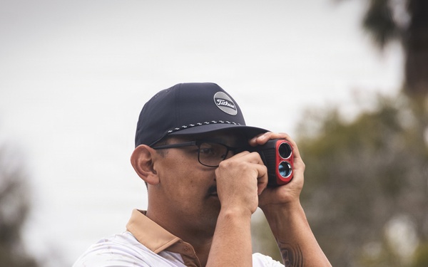I MIG Marines compete in the HMMR Golf Tournament