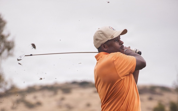 I MIG Marines compete in the HMMR Golf Tournament